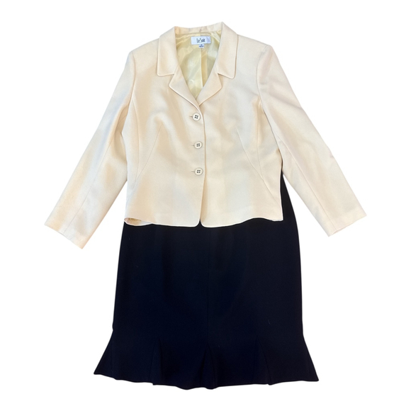 Le Suit 2-Piece Business Suit Set, Cream Blazer with Black Skirt, Size 14 - Picture 1 of 5